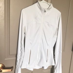 Lulu lemon jacket❄️